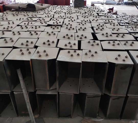 板鏈斗式提升機(jī)鏈斗 板鏈斗式提升機(jī)鏈斗